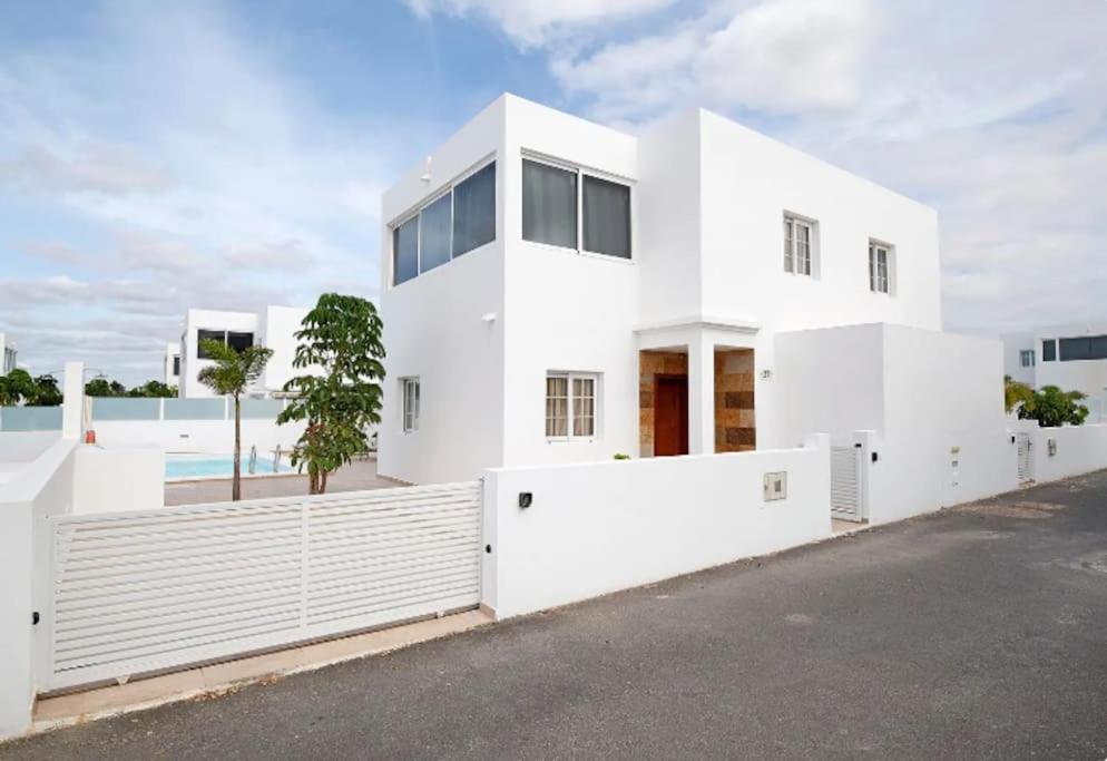 Villa Khaleesi En Lanzarote 阿雷西费 外观 照片